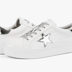 White fashion silver star sneakers